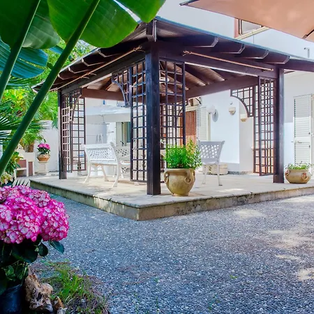 Guest house Baia - Summer